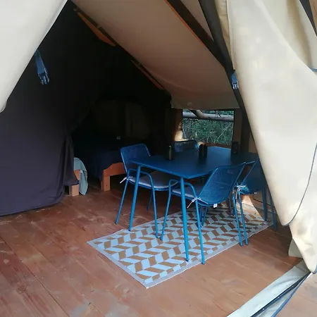 Crusoe Luxuszelt Beaumont-de-Lomagne